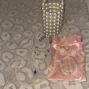 Elegant Pearl Jewelry Set